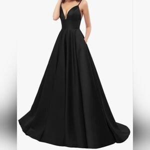 Sophisticated Black Maxi Dress